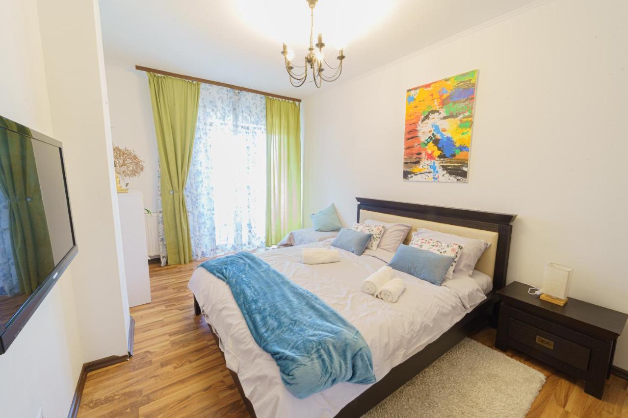 קלוז'-נאפוקה 5* Mansion In City Center מראה חיצוני תמונה